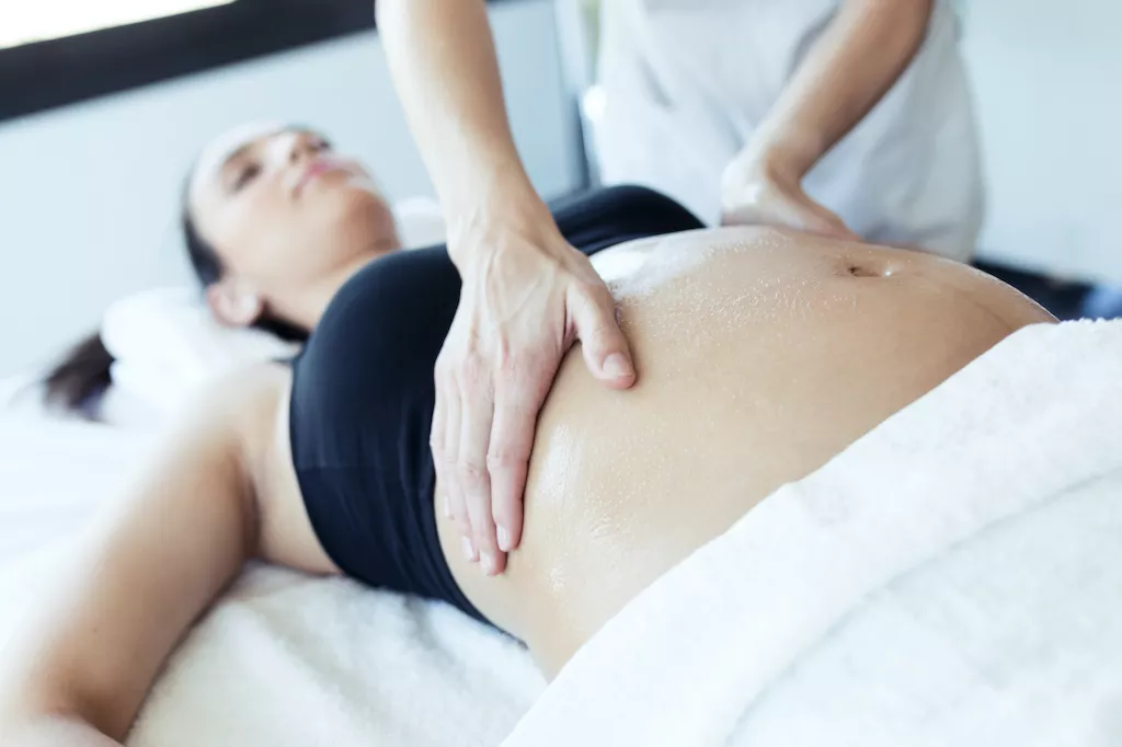 Ostéopathe pour femme enceinte Val d'Europe